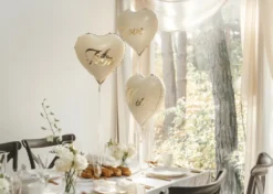 Balon foliowy Serce Love - beżowy 35 cm