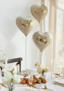 Balon foliowy Serce Love - beżowy 35 cm