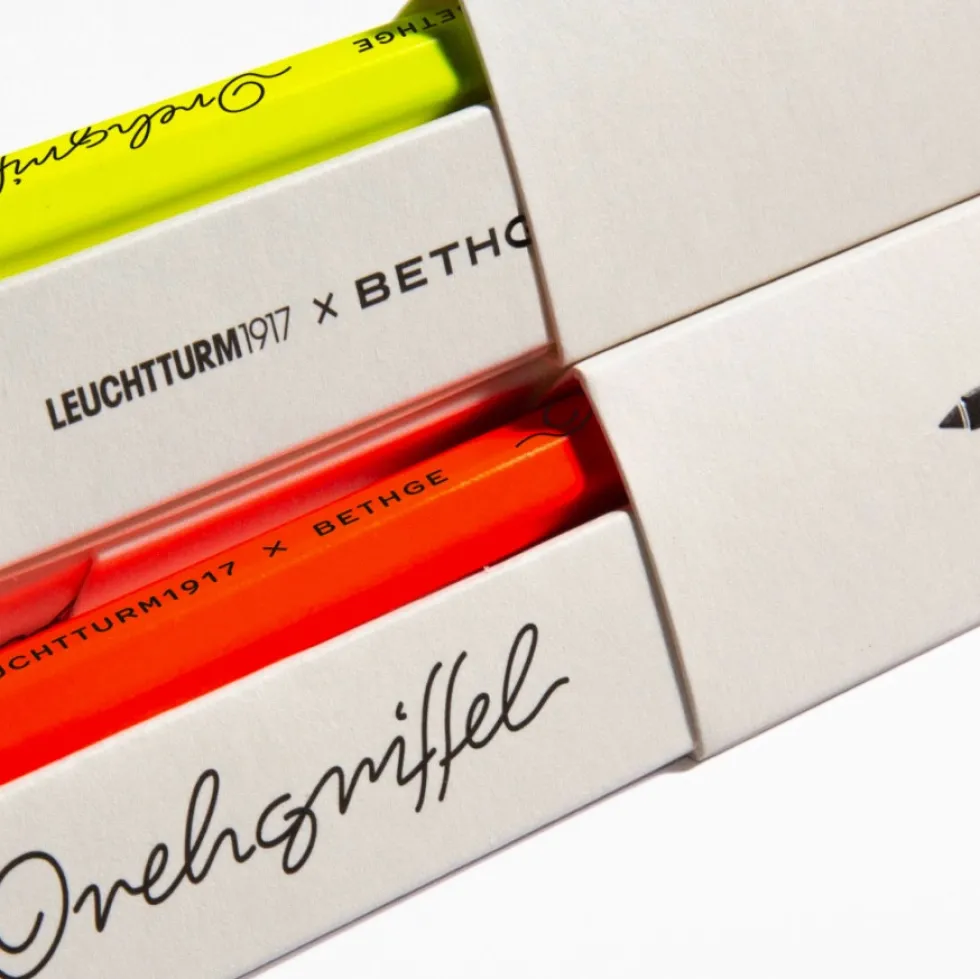 Długopis Drehgriffel Nr. 1 Luminous Limited Edition - Leuchtturm1917 - Pink