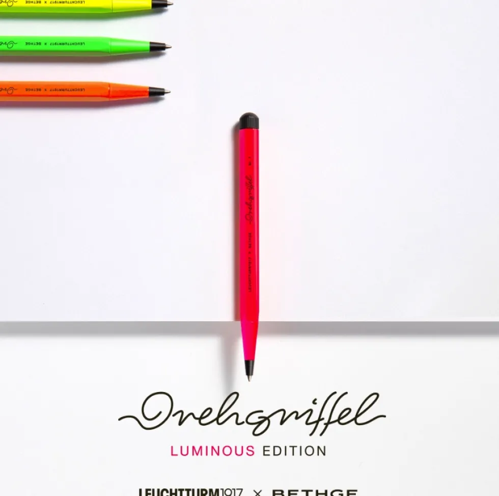 Długopis Drehgriffel Nr. 1 Luminous Limited Edition - Leuchtturm1917 - Pink