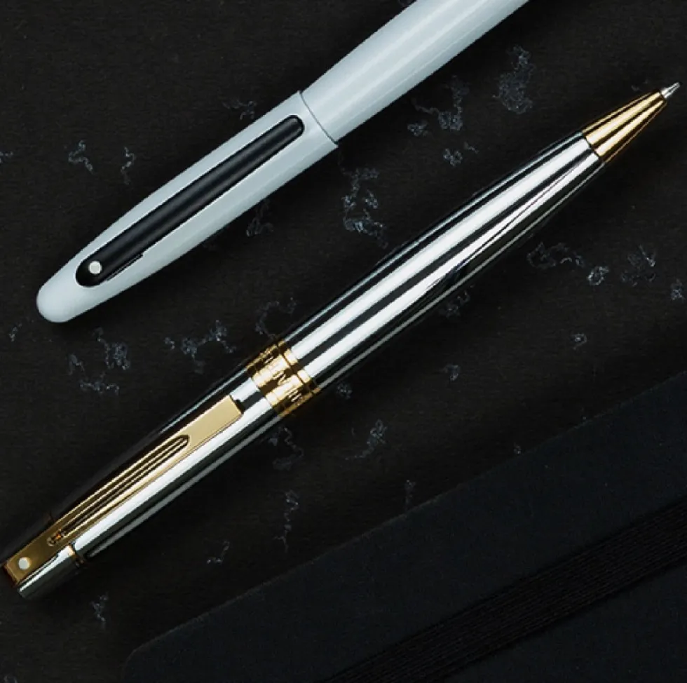 Długopis 300 - Sheaffer - Bright Chrome Gold Trim