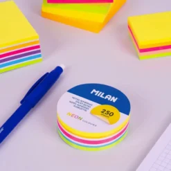 Karteczki samoprzylepne okrągłe - Milan - Fluo 6,7 cm 250 szt.