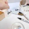 Marker dekoracyjny Gloss Paint - Kreul - cienki, White, 1-2 mm
