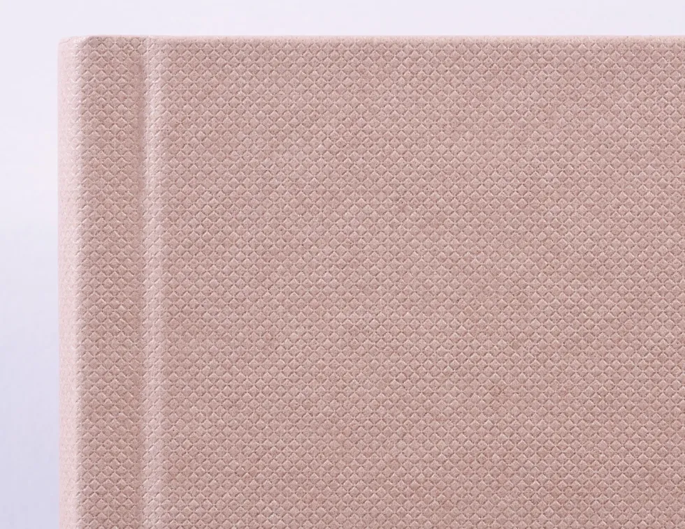 Notes w kropki Mono - Gmund - Rouge 115 g 112 ark.