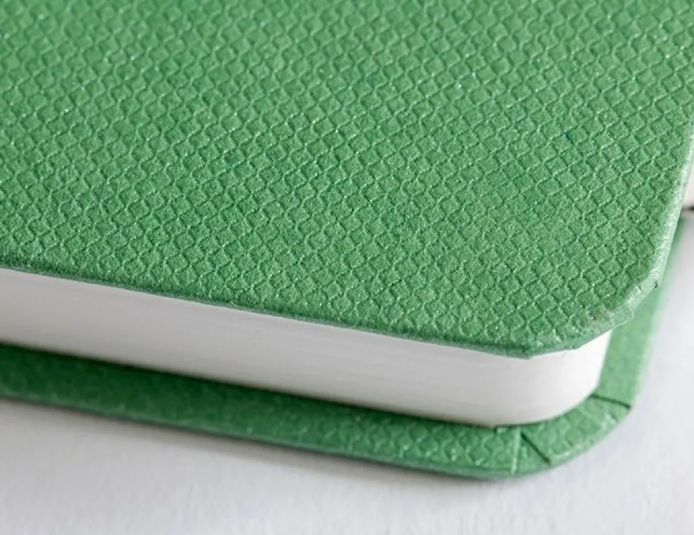 Notes w kropki Mono - Gmund - Sage 115 g 112 ark.