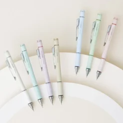 Ołówek automatyczny MONO Graph Grip 0,5 mm - Tombow - Greige