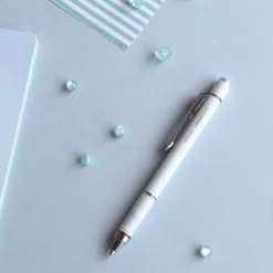 Ołówek automatyczny MONO Graph Grip 0,5 mm - Tombow - Purple