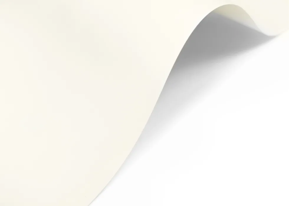 Papier Munken Pure 120g - kremowy A4