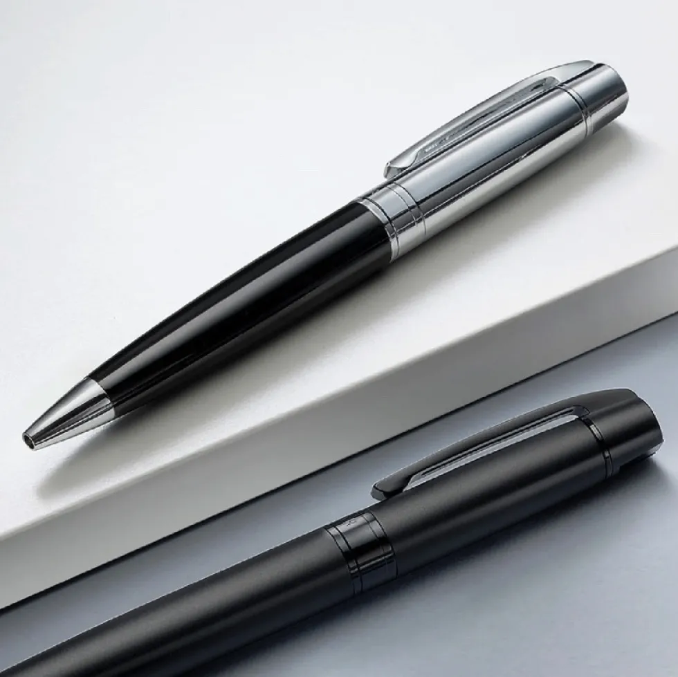 Pióro kulkowe 300 - Sheaffer - Black and Chrome