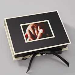Pudełko na zdjęcia - Semikolon - Black, 20,7 x 15,3 x 4,7 cm