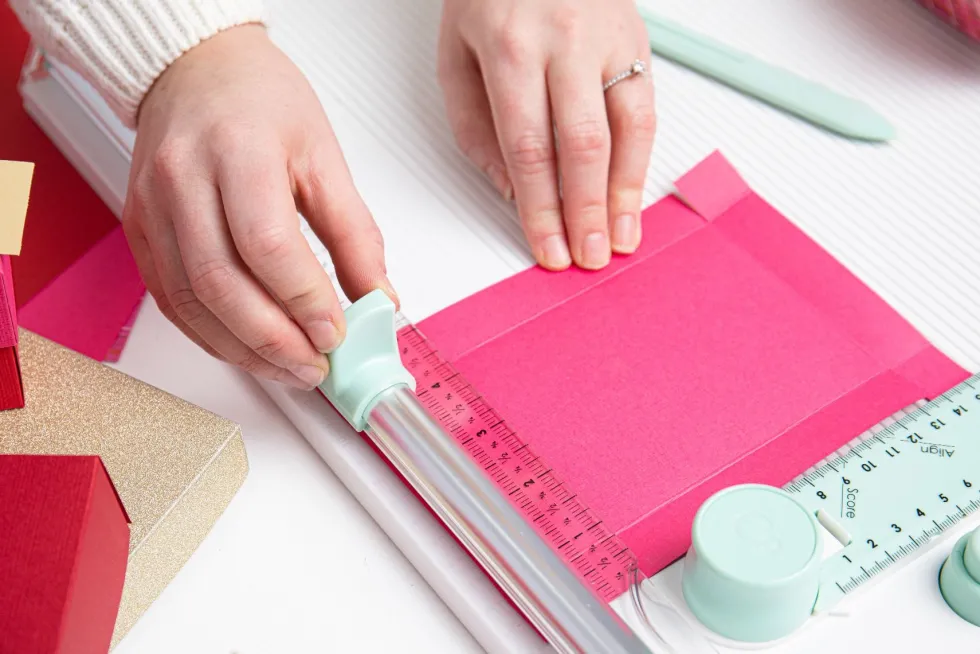 Tablica do bigowania z trymerem Making Tool - Sizzix - 42 x 35 cm