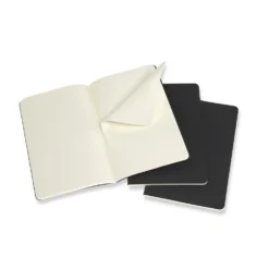 Zestaw notatników w kropki A5 - Moleskine - czarne 3 szt.