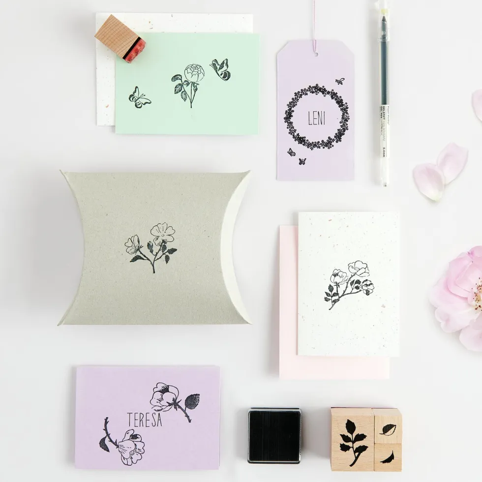 Zestaw stempli drewnianych Roses - Paper Poetry - 15 szt.