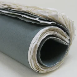 Zwijany szkicownik 100% bawełny 100 g - Khadi Papers - Rough 30 x 42 cm 19 ark.